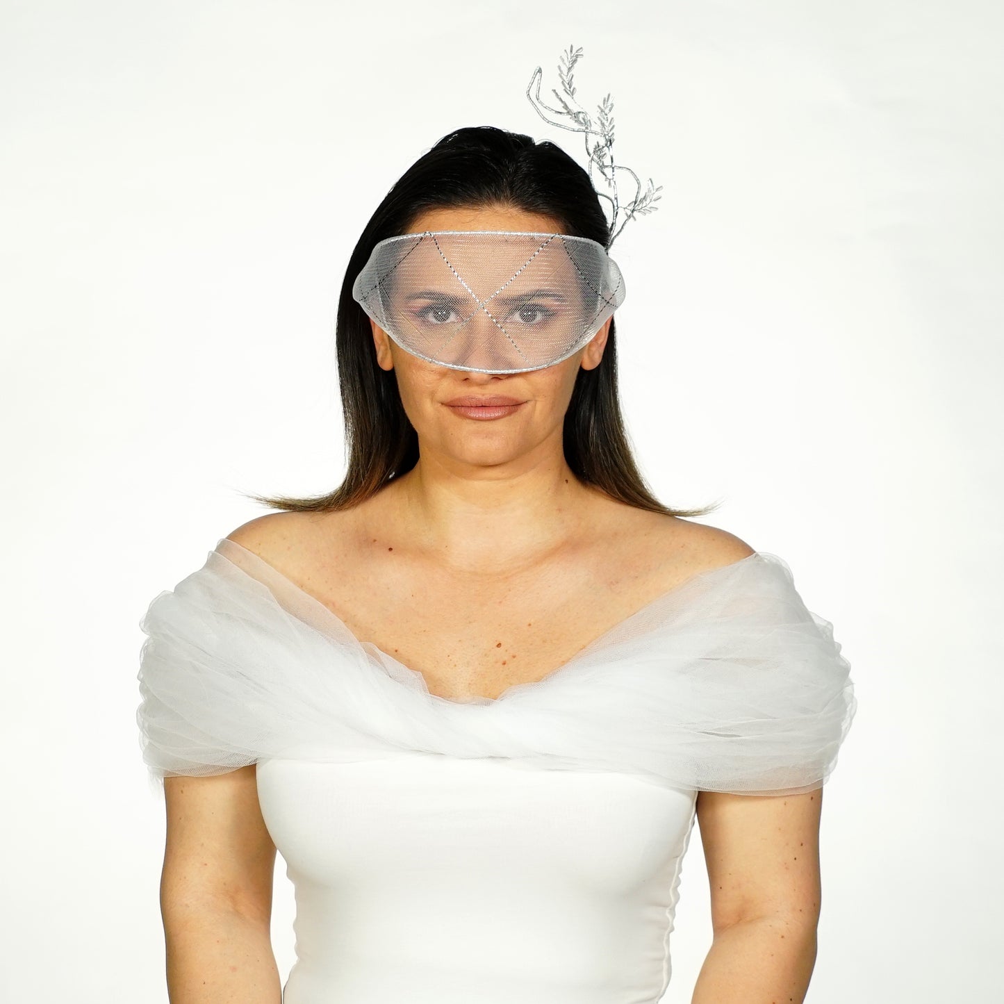 Crinoline visor